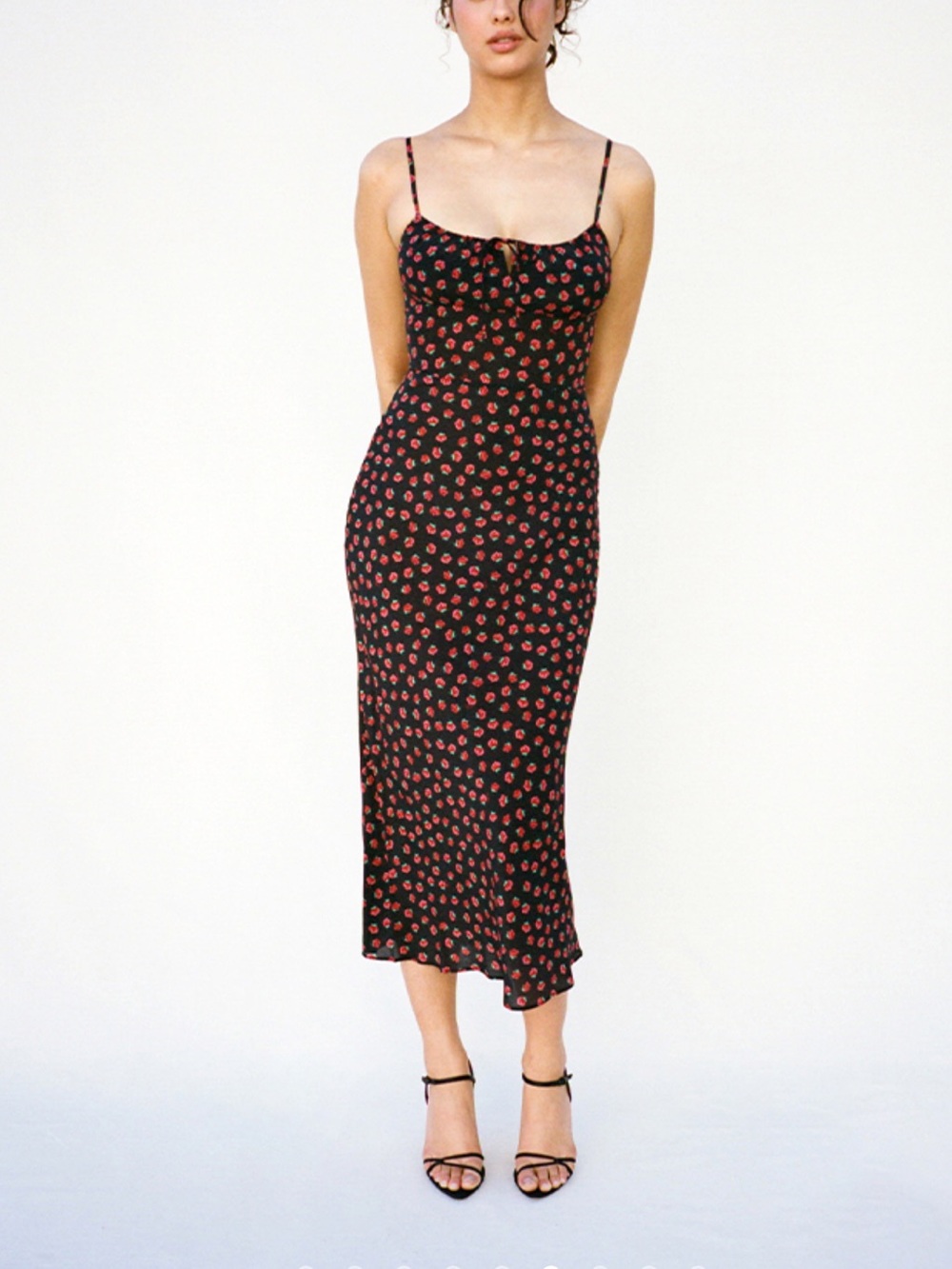 Realisation The Alba Floral Midi Dress in Black & Red Like New